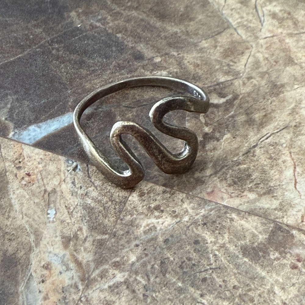 Wave Swirl silver ring